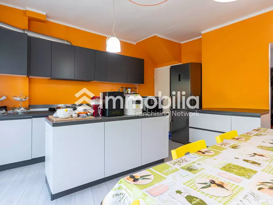 Immagine 8 di Villa in vendita  in Via Guido Reni 96 a Torino