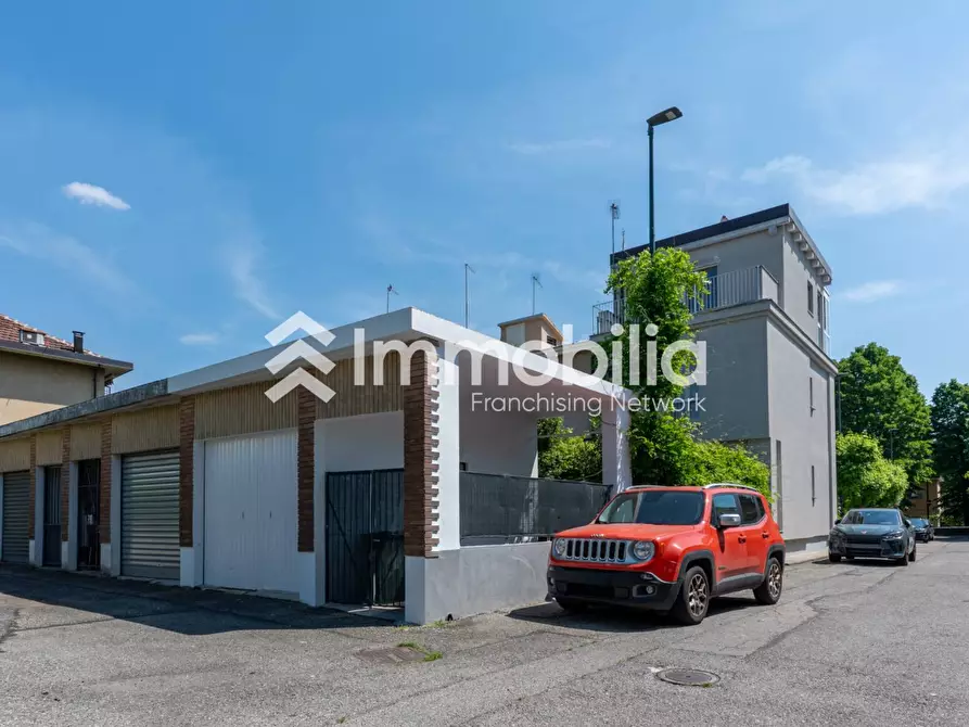 Immagine 44 di Villa in vendita  in Via Guido Reni 96 a Torino
