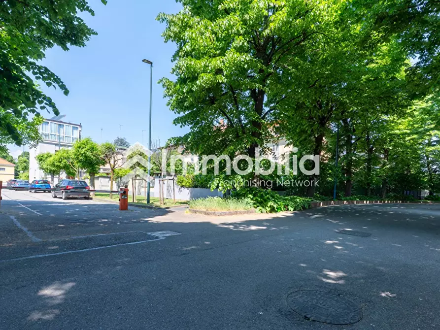 Immagine 48 di Villa in vendita  in Via Guido Reni 96 a Torino
