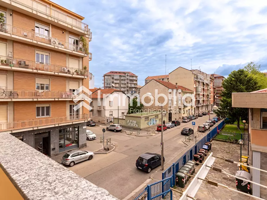 Immagine 8 di Appartamento in vendita  in Via Monte Novegno 33 a Torino