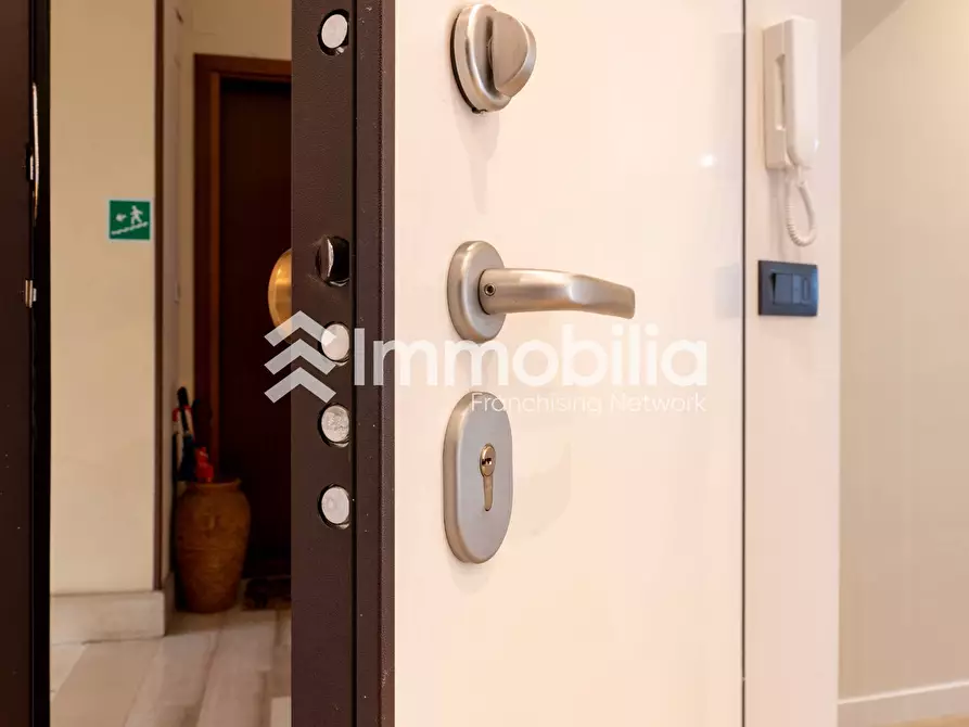 Immagine 25 di Appartamento in vendita  in Via Monfalcone 75 a Torino