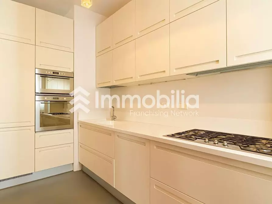 Immagine 4 di Appartamento in vendita  in Via Camogli 8 a Torino