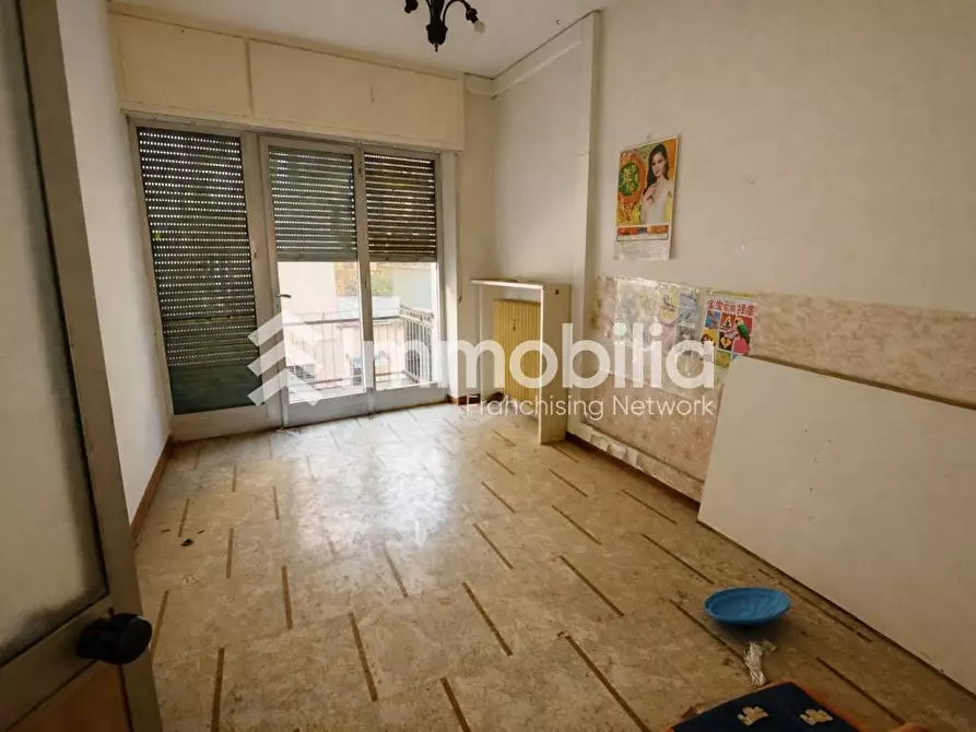Immagine 10 di Locale commerciale in vendita  in Via Saluzzo 11 a Torino