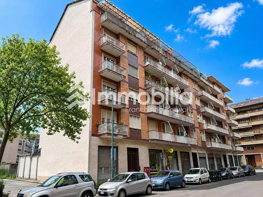 Immagine 1 di Appartamento in vendita  in Via Bagnasco 7 a Torino