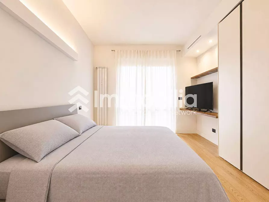 Immagine 3 di Appartamento in vendita  in Via Bagnasco 7 a Torino