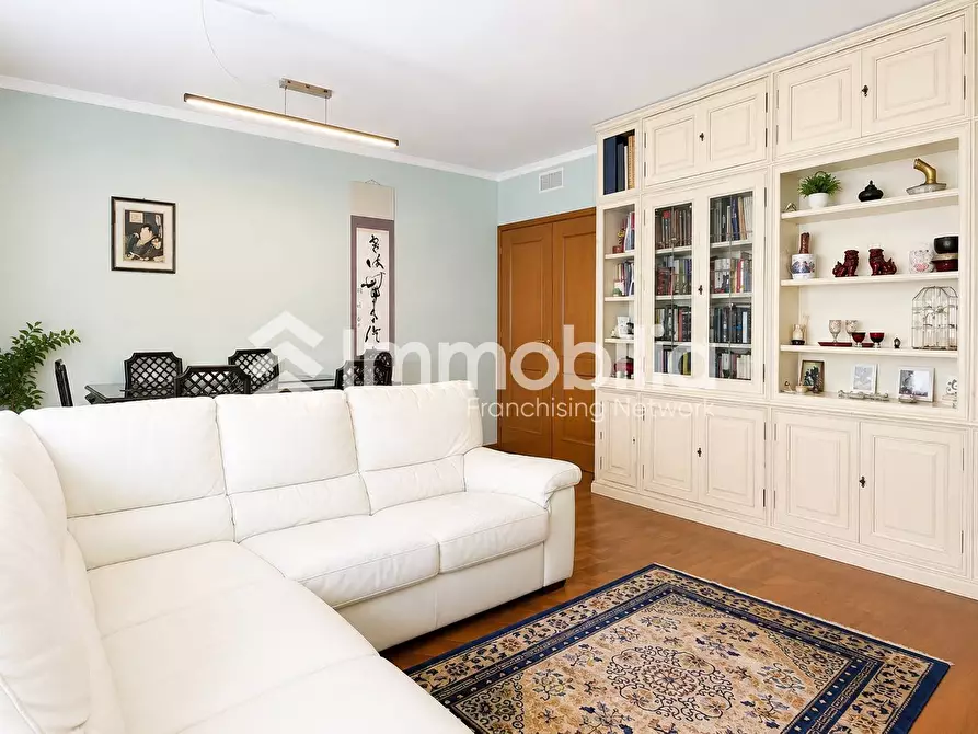 Immagine 23 di Appartamento in vendita  in Via Ludovico Antonio Muratori 32 a Torino