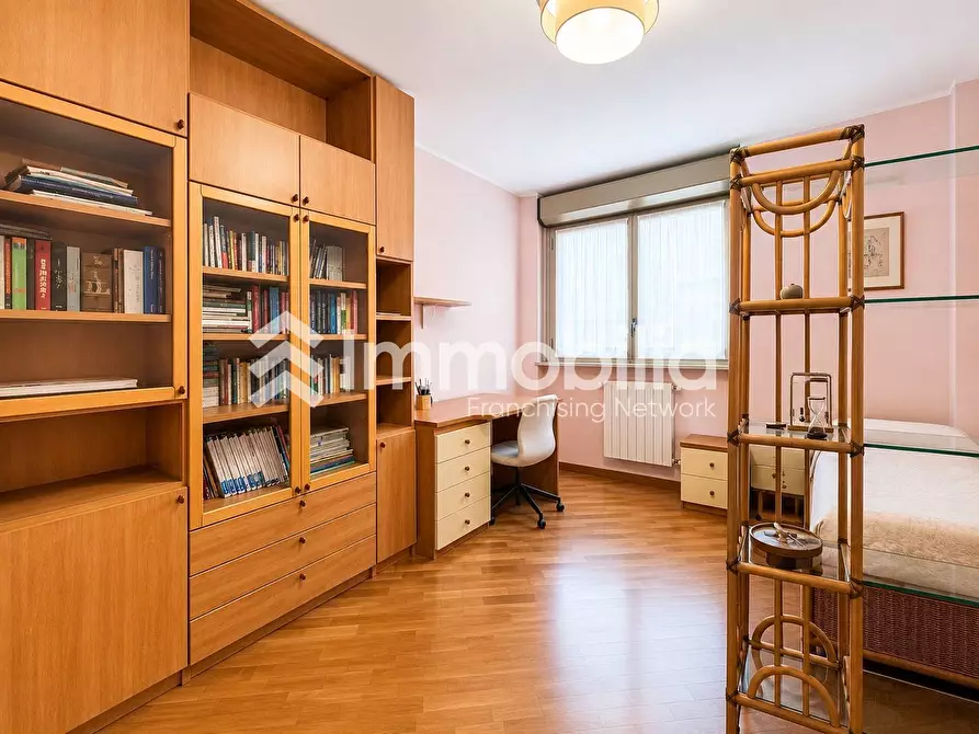 Immagine 30 di Appartamento in vendita  in Via Ludovico Antonio Muratori 32 a Torino