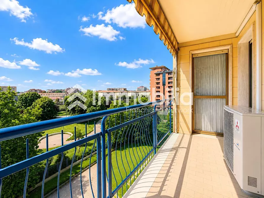 Immagine 2 di Appartamento in vendita  in Via Ludovico Antonio Muratori 32 a Torino