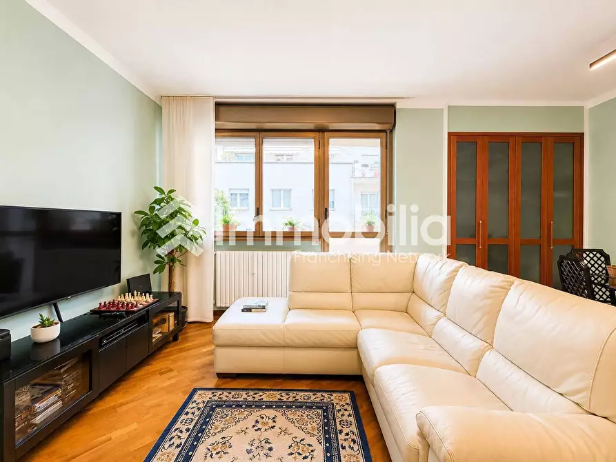 Immagine 20 di Appartamento in vendita  in Via Ludovico Antonio Muratori 32 a Torino