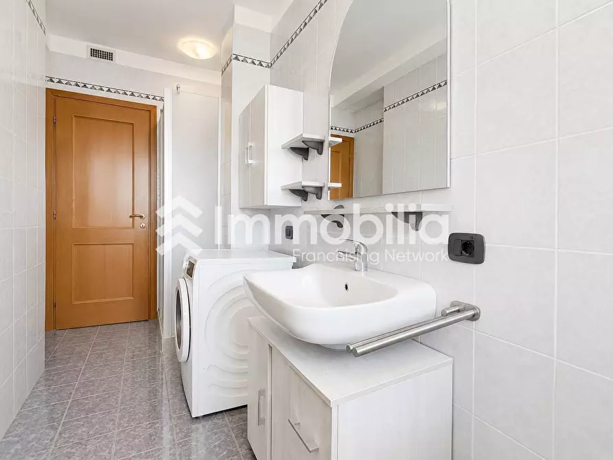 Immagine 36 di Appartamento in vendita  in Via Ludovico Antonio Muratori 32 a Torino