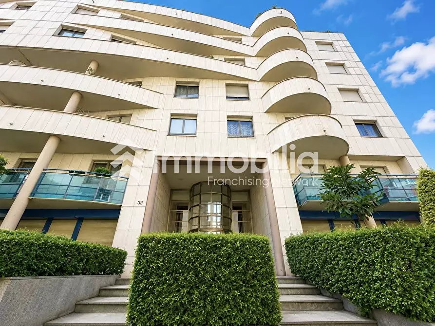 Immagine 9 di Appartamento in vendita  in Via Ludovico Antonio Muratori 32 a Torino