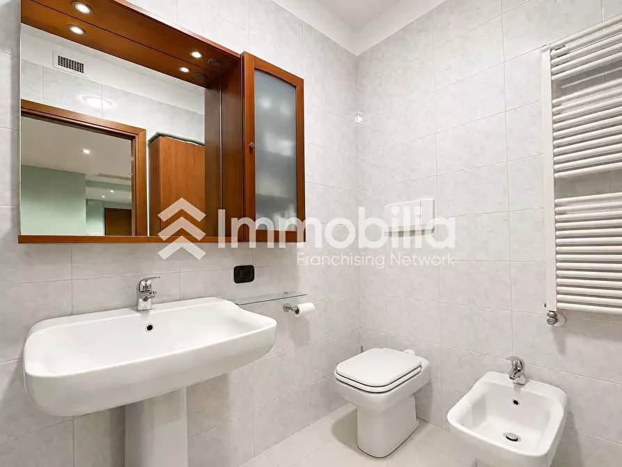 Immagine 37 di Appartamento in vendita  in Via Ludovico Antonio Muratori 32 a Torino