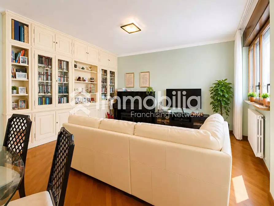 Immagine 22 di Appartamento in vendita  in Via Ludovico Antonio Muratori 32 a Torino