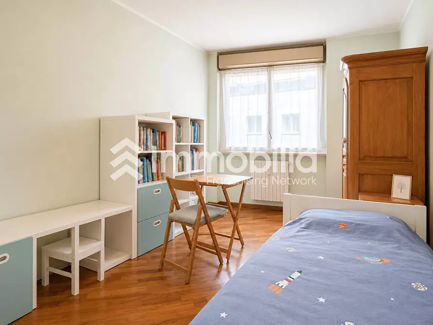 Immagine 6 di Appartamento in vendita  in Via Ludovico Antonio Muratori 32 a Torino