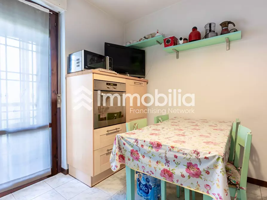 Immagine 22 di Appartamento in vendita  in via anselmo torchio 61 a Asti