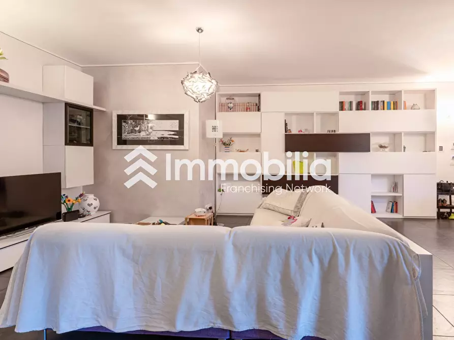 Immagine 8 di Appartamento in vendita  in Via Vicenza 5 a Torino