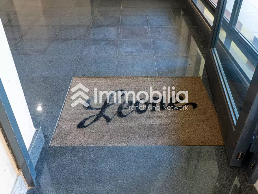 Immagine 36 di Appartamento in vendita  in Via Vicenza 5 a Torino