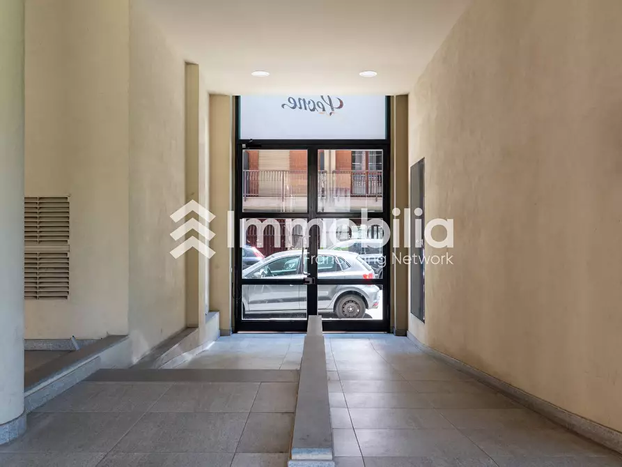 Immagine 39 di Appartamento in vendita  in Via Vicenza 5 a Torino