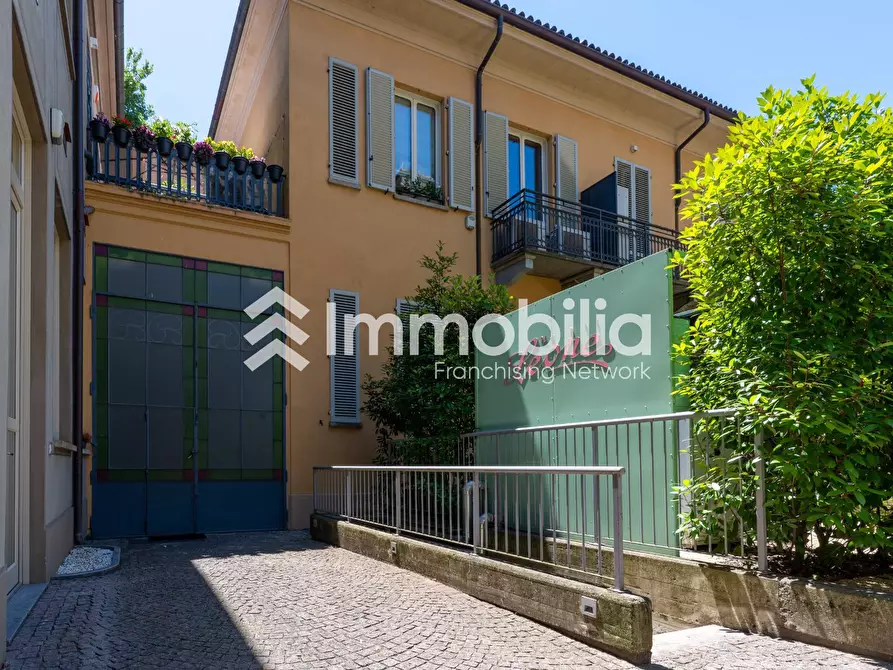 Immagine 42 di Appartamento in vendita  in Via Vicenza 5 a Torino