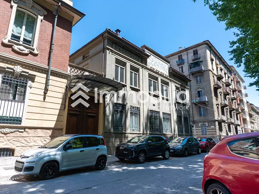 Immagine 45 di Appartamento in vendita  in Via Vicenza 5 a Torino