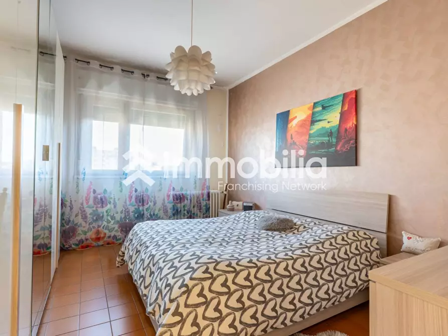 Immagine 5 di Appartamento in vendita  in via ivrea 29 a Torino