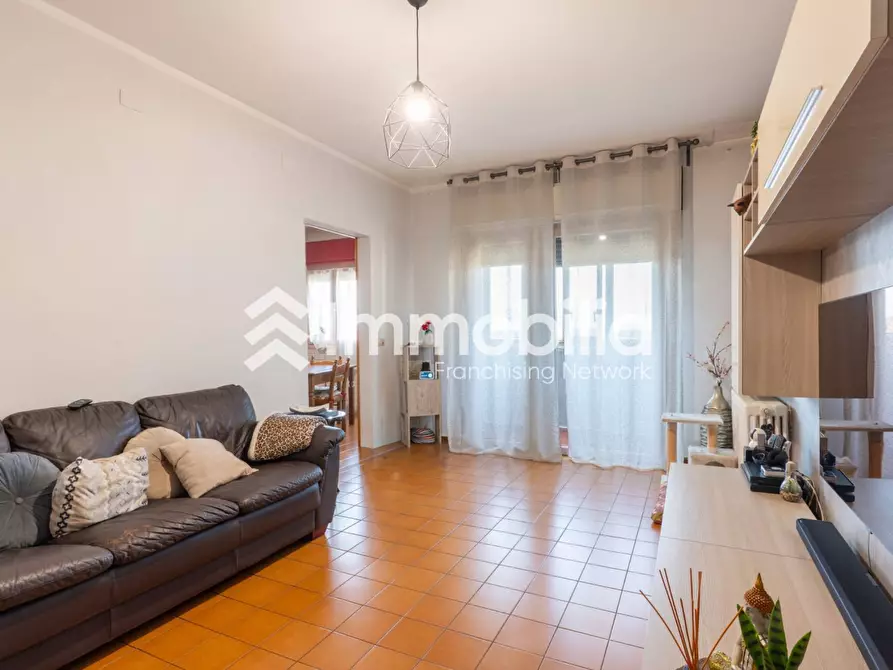 Immagine 3 di Appartamento in vendita  in via ivrea 29 a Torino