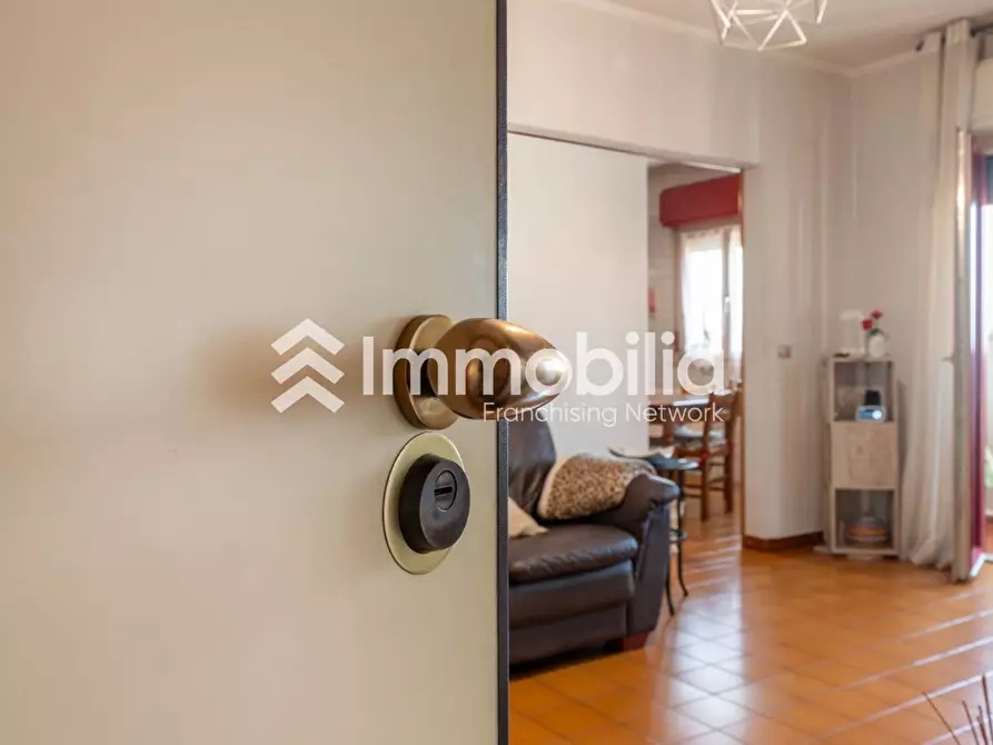 Immagine 2 di Appartamento in vendita  in via ivrea 29 a Torino