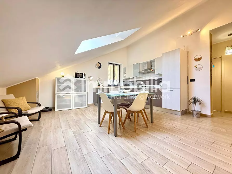 Immagine 4 di Appartamento in vendita  in Via XXV Aprile a Nichelino