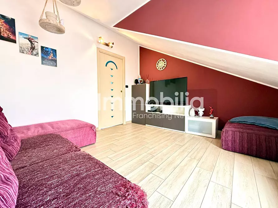 Immagine 10 di Appartamento in vendita  in Via XXV Aprile a Nichelino