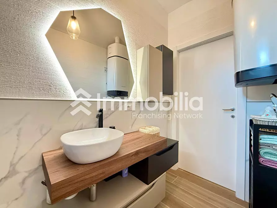Immagine 22 di Appartamento in vendita  in Via Torino a Nichelino
