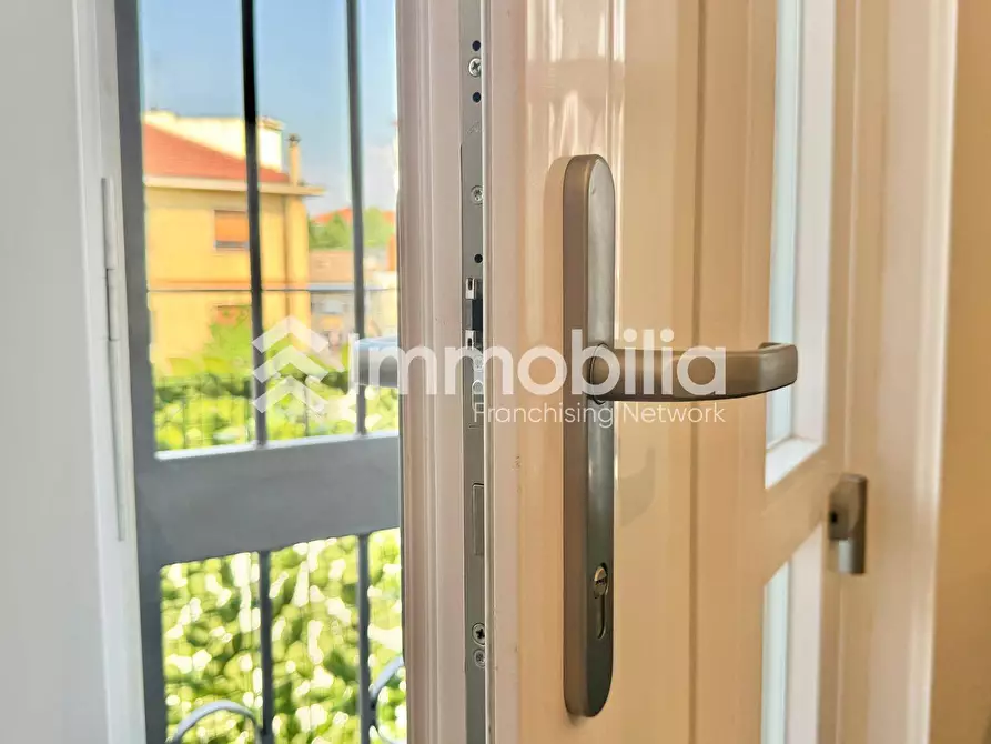Immagine 25 di Appartamento in vendita  in Via Torino a Nichelino