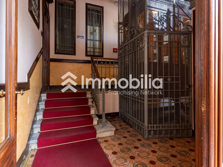 Immagine 40 di Appartamento in vendita  in Corso Duca Degli Abruzzi 58 a Torino