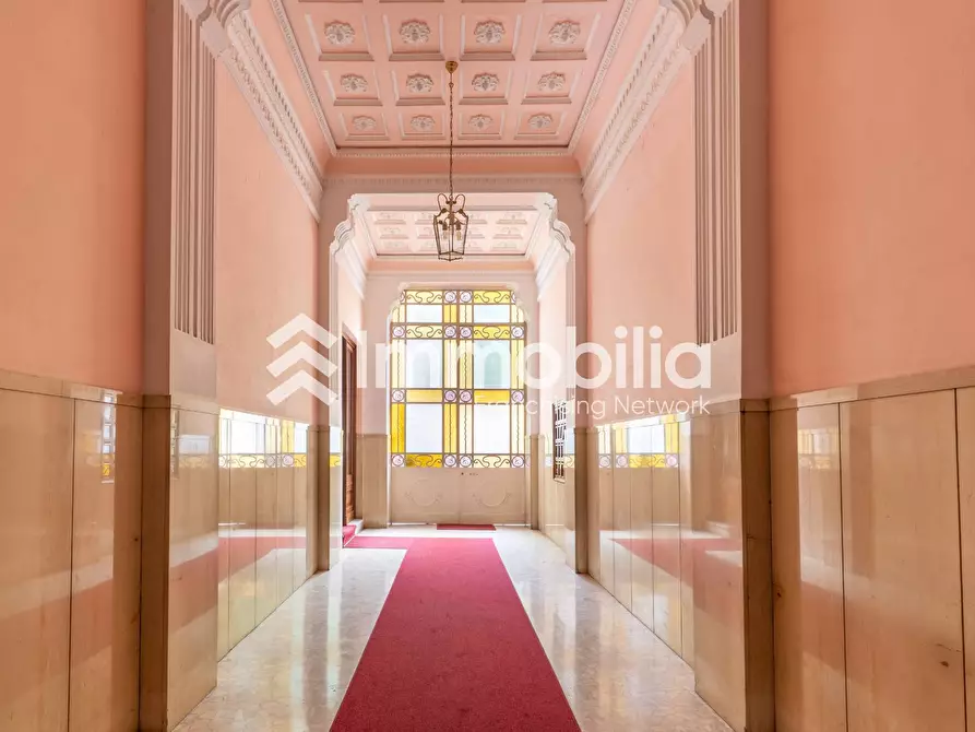 Immagine 42 di Appartamento in vendita  in Corso Duca Degli Abruzzi 58 a Torino