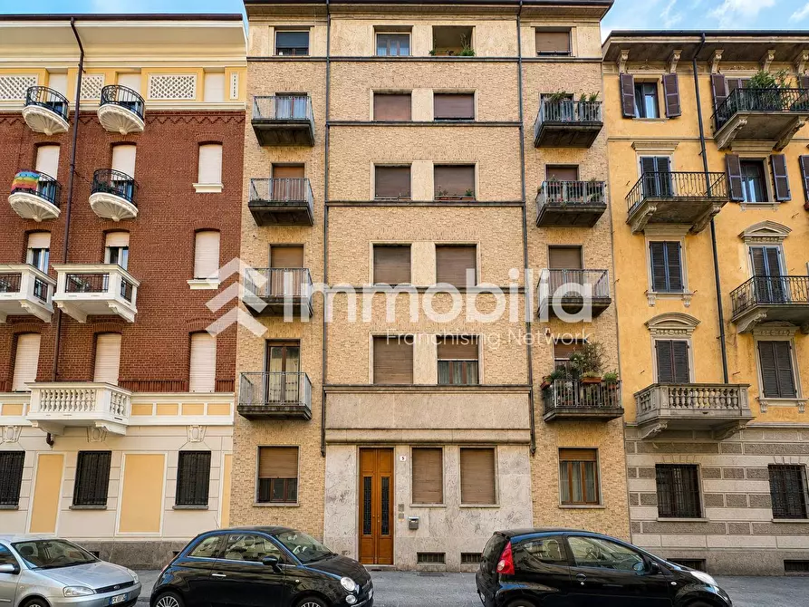 Immagine 1 di Appartamento in vendita  in Via Amerigo Vespucci 5 a Torino