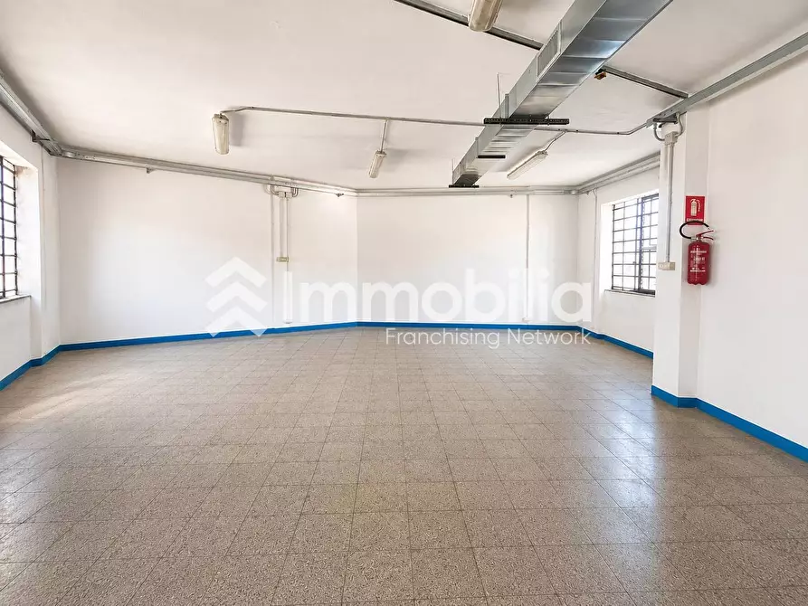 Immagine 4 di Magazzino in vendita  in Corso Vigevano 53 a Torino