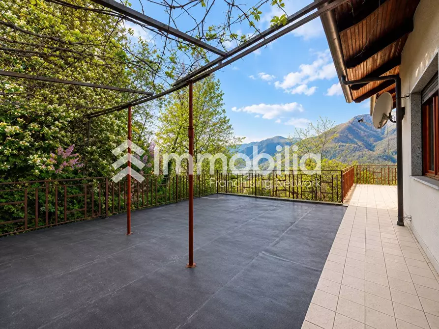 Immagine 22 di Villa in vendita  in Frazione Caserme 65 a Villar Perosa