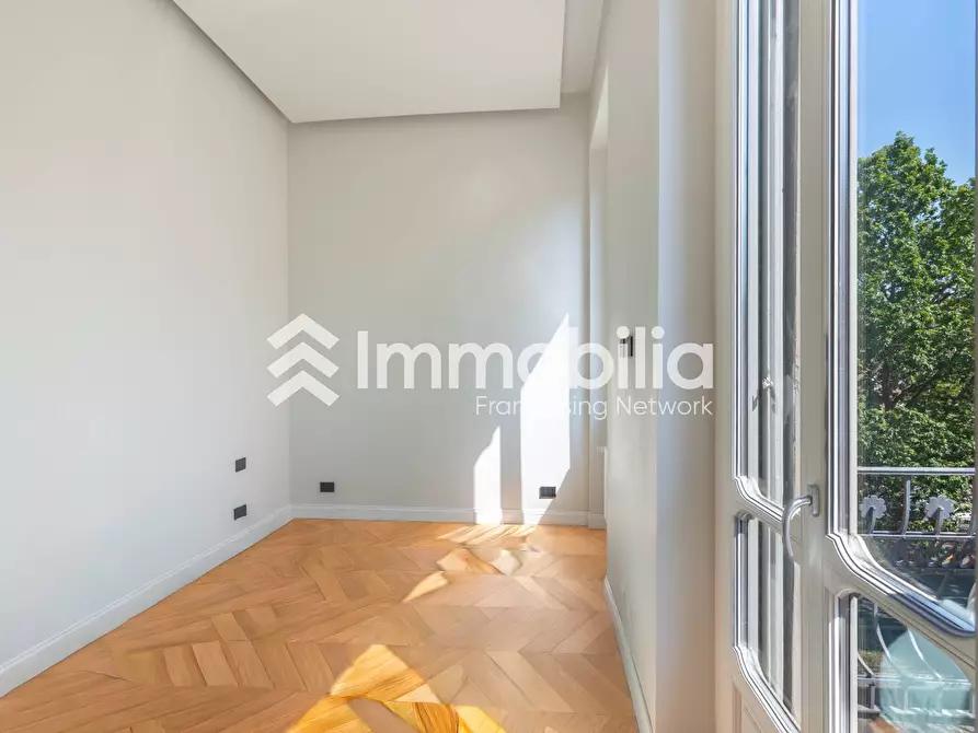 Immagine 22 di Appartamento in vendita  in Corso Duca Degli Abruzzi 58 a Torino