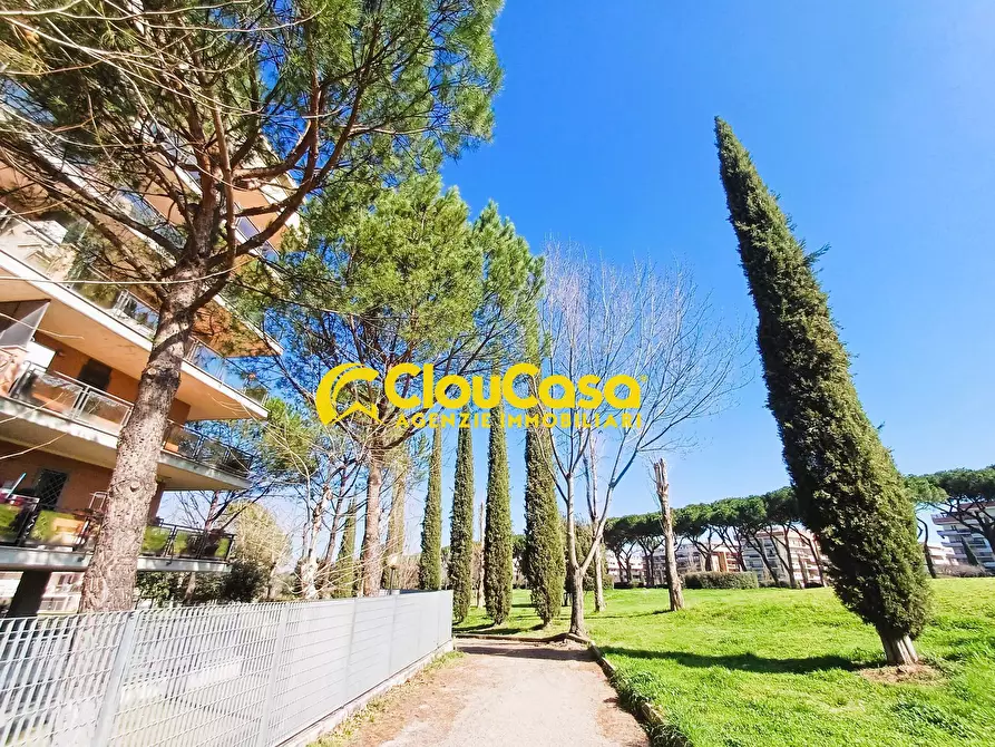 Immagine 31 di Appartamento in vendita  in via Luciano Conti 4 a Roma