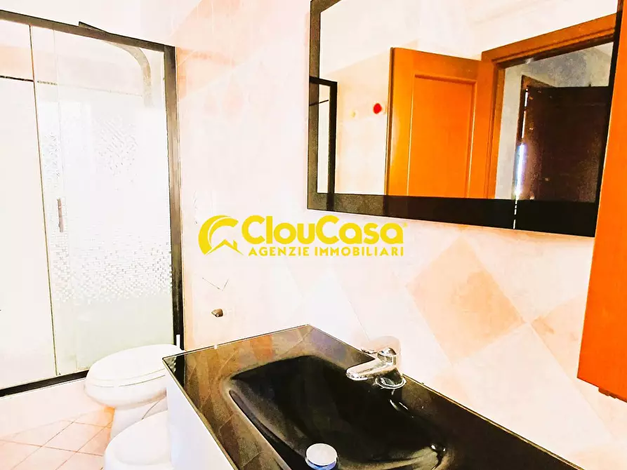 Immagine 58 di Appartamento in vendita  in via Luciano Conti 4 a Roma