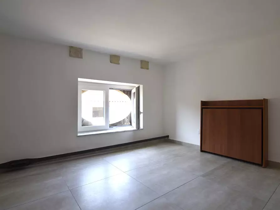 Immagine 31 di Appartamento in vendita  in Via Politi a Catania