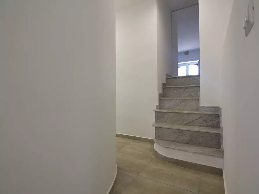 Immagine 29 di Appartamento in vendita  in Via Politi a Catania