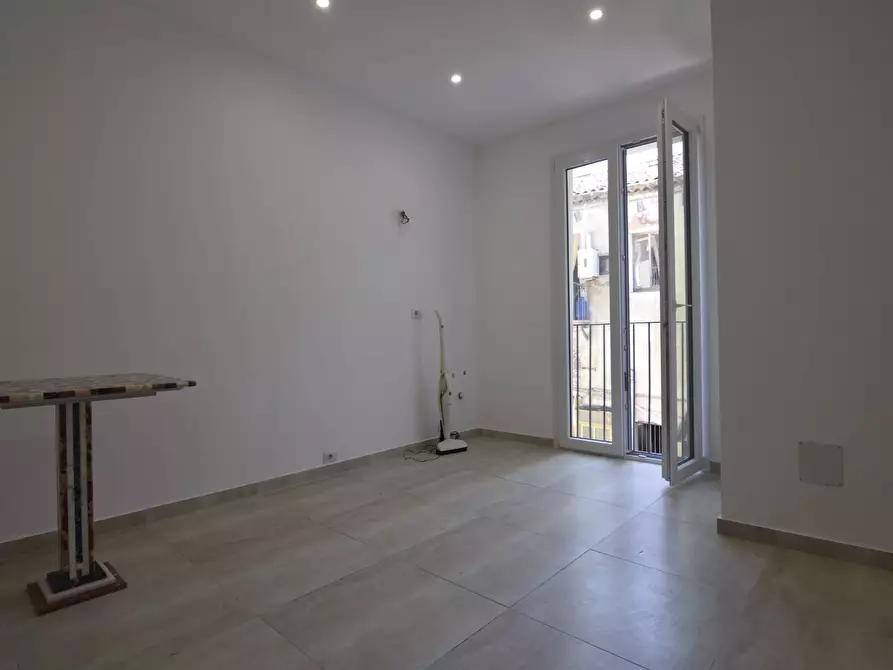 Immagine 5 di Appartamento in vendita  in Via Politi a Catania