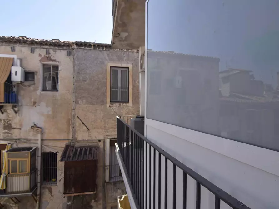 Immagine 7 di Appartamento in vendita  in Via Politi a Catania