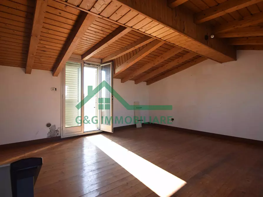 Immagine 28 di Appartamento in vendita  in Via Santa Maria Della Catena a Catania