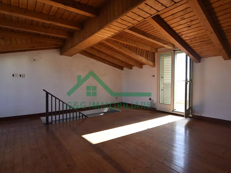 Immagine 29 di Appartamento in vendita  in Via Santa Maria Della Catena a Catania