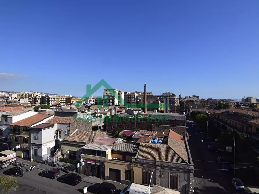 Immagine 35 di Appartamento in vendita  in Via Santa Maria Della Catena a Catania