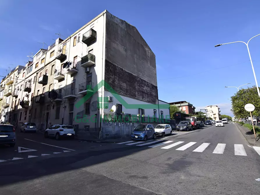 Immagine 2 di Appartamento in vendita  in Via Santa Maria Della Catena a Catania