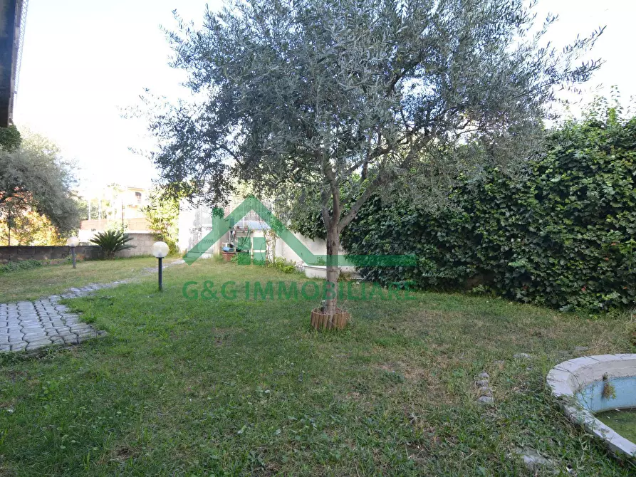 Immagine 5 di Villa in vendita  in Via Milano a Mascalucia