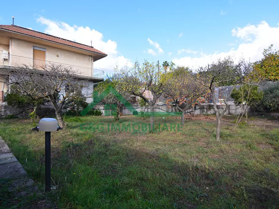 Immagine 14 di Villa in vendita  in Via Milano a Mascalucia