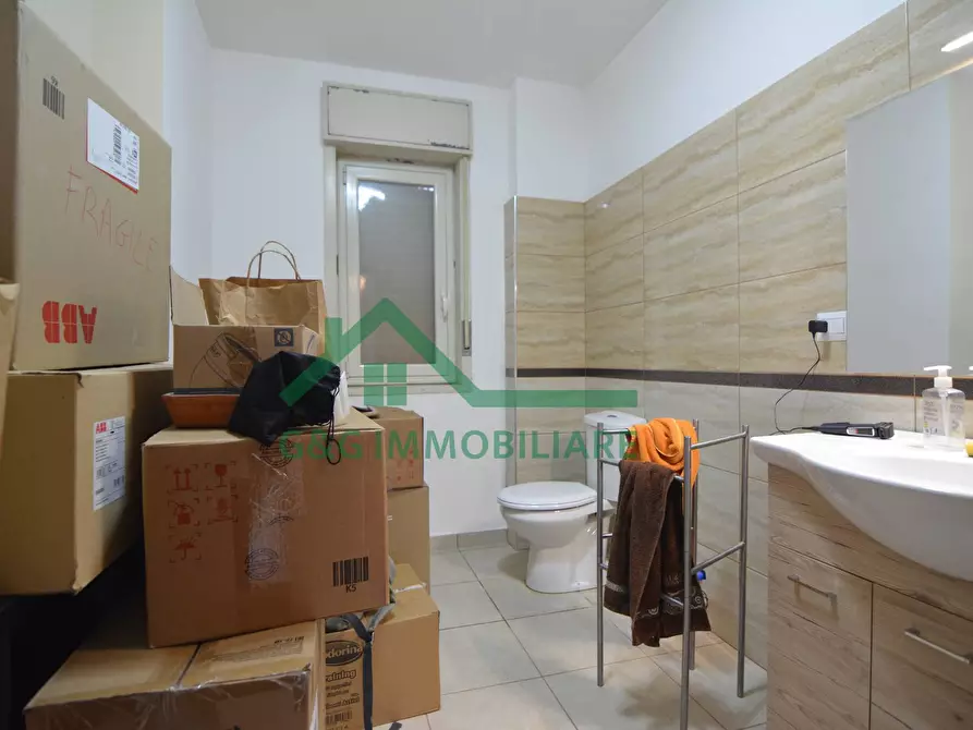 Immagine 28 di Villa in vendita  in Via Milano a Mascalucia